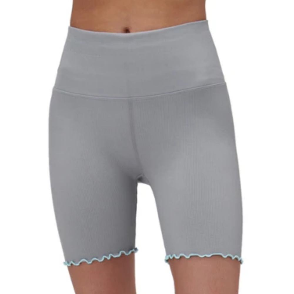 Spiritual Gangster Seamless Ruffle Biker Short, Gray, Size XS/S